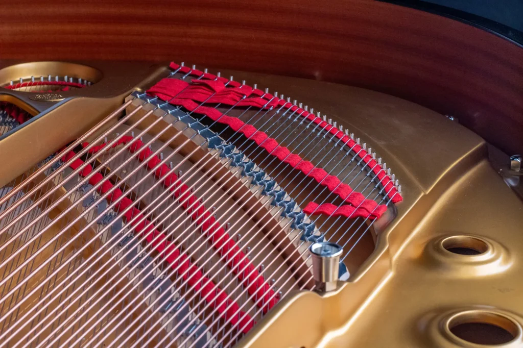 Steinway & Sons B-211,