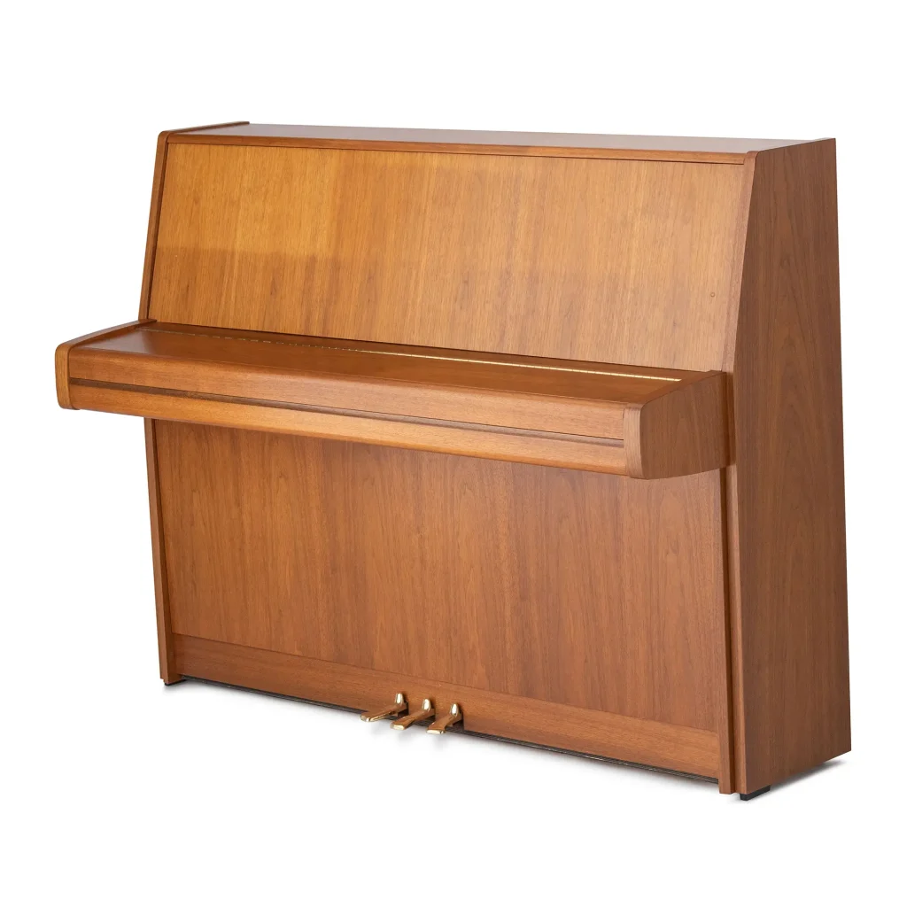 Yamaha E116,