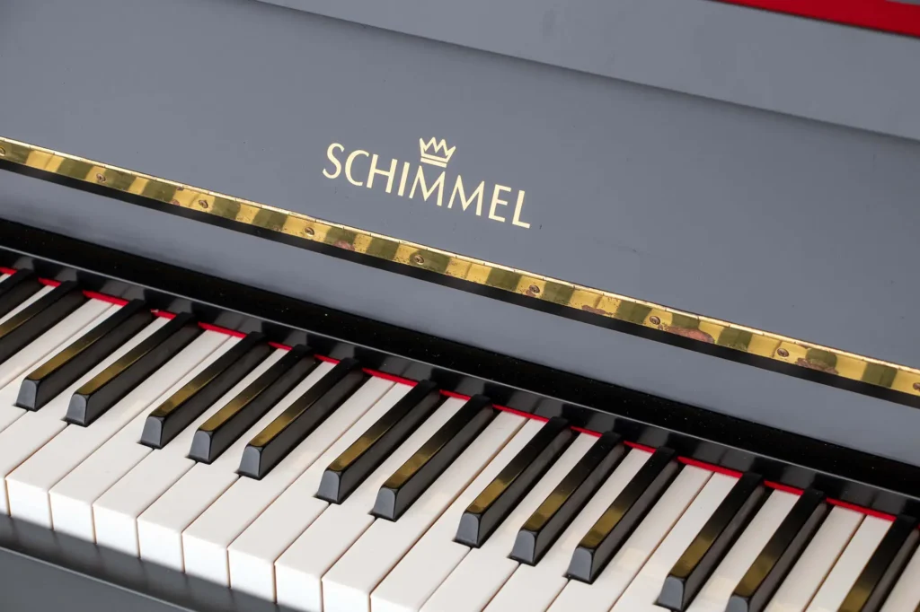 Schimmel 108,