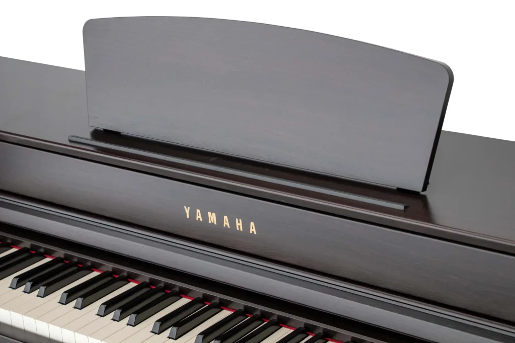 Yamaha CLP-535,